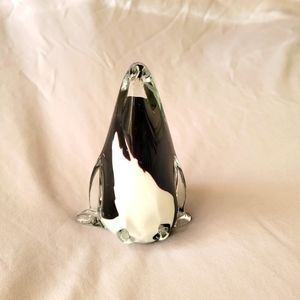 Art Glass Penguin approximately 5" tall